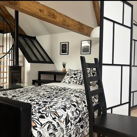 Le Merisier Apartment
